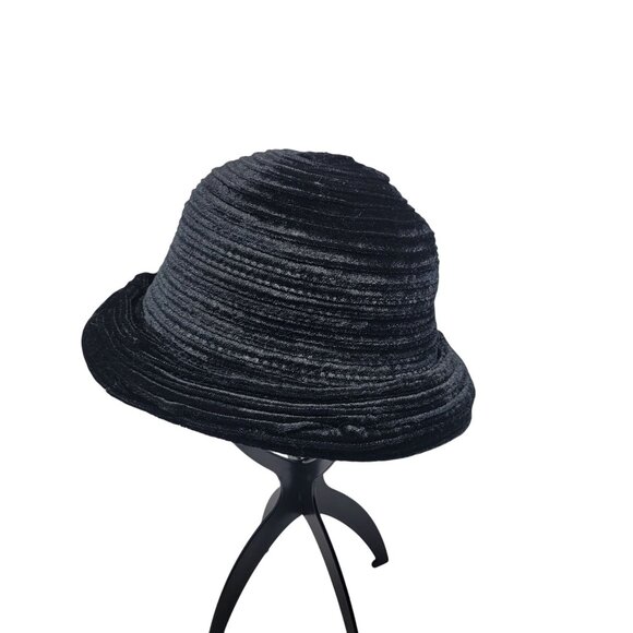 Retro 20s 30s Black Velvet Cloche Hat Ribbed Texture‎ Flexible Brim Elegant Chic - Picture 5 of 7
